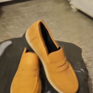 Women's Tan Loafers